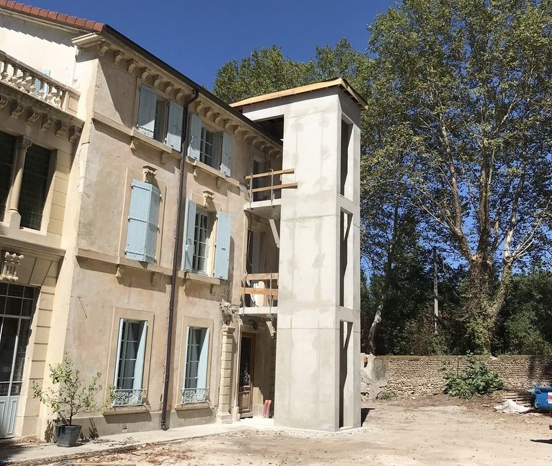 ASCENCEUR MANOIR DU ROURE CHATEAU NEUF DU RHONE STB CONSTRUCTIONS